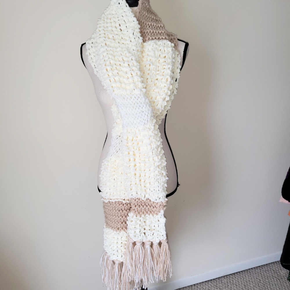 Cozy Chunky Knit Cream & Tan Scarf